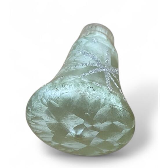 Vintage Austria Frosted Glass Bell Ornament–Pastel Green w/ Silver Starburst - Picture 3 of 7